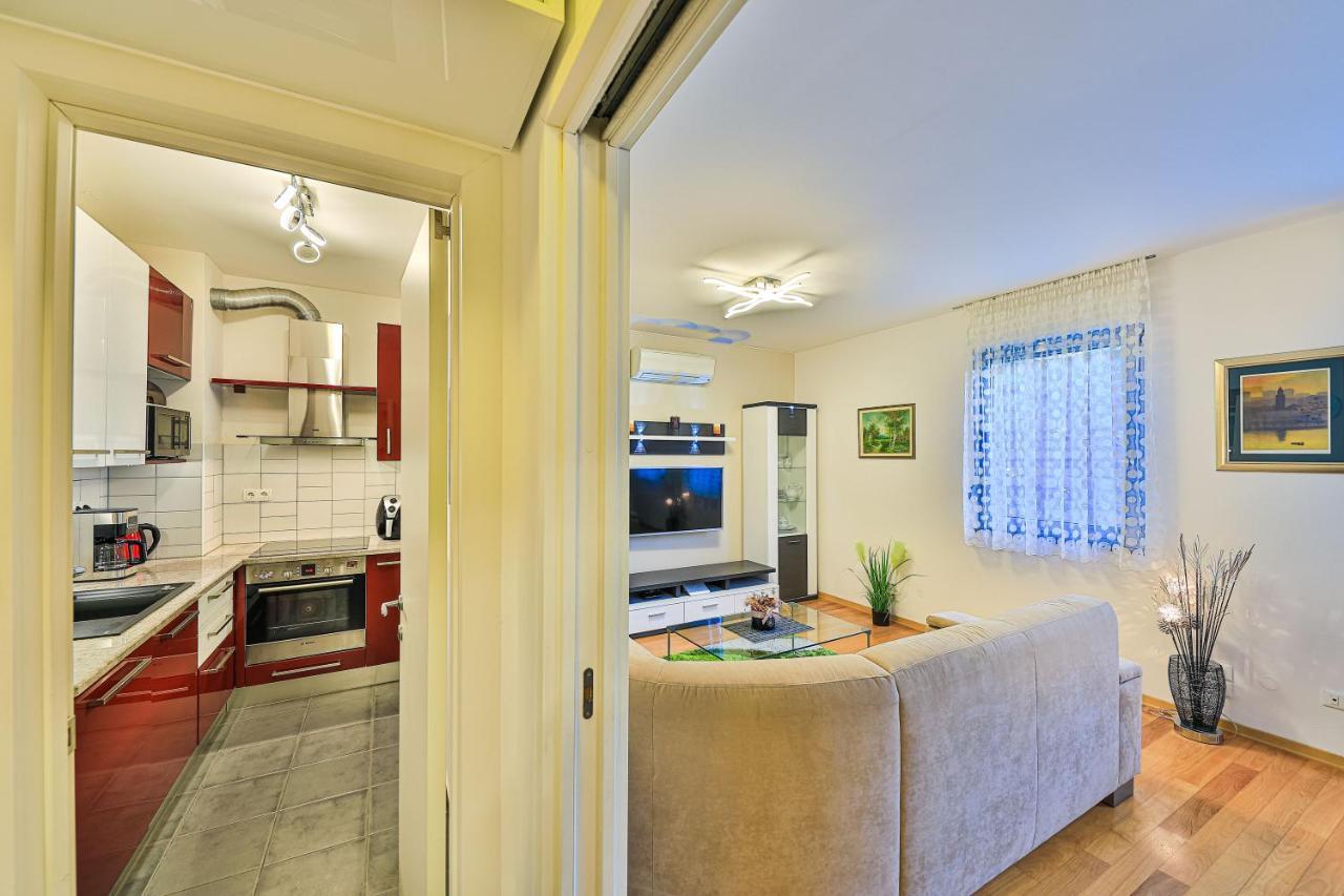Apartman Toni Appartement Split Buitenkant foto